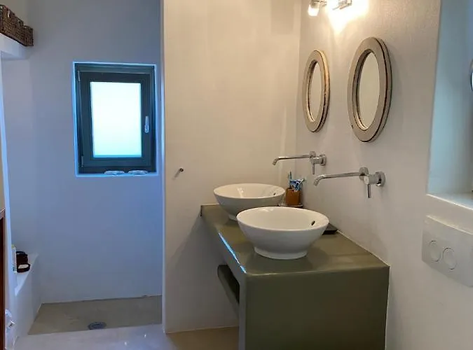 Handras-main Villa, By Homes アモルゴス島